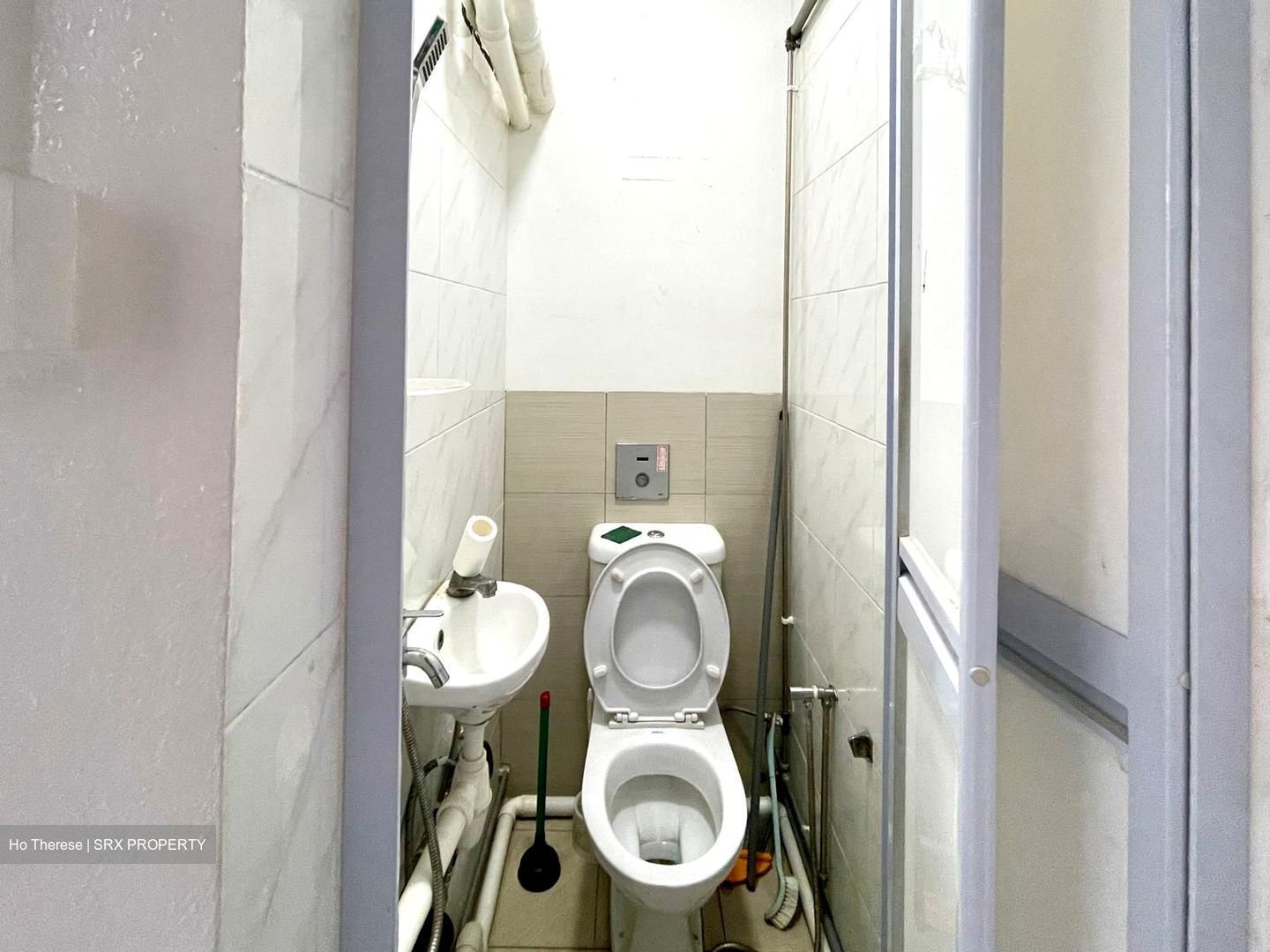Toa Payoh Central (D12), Shop House #560836061